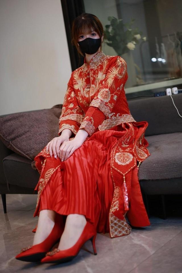 [微密圈]白龙猫女 – 肉丝秀禾服[34P3V – 37MB]-1