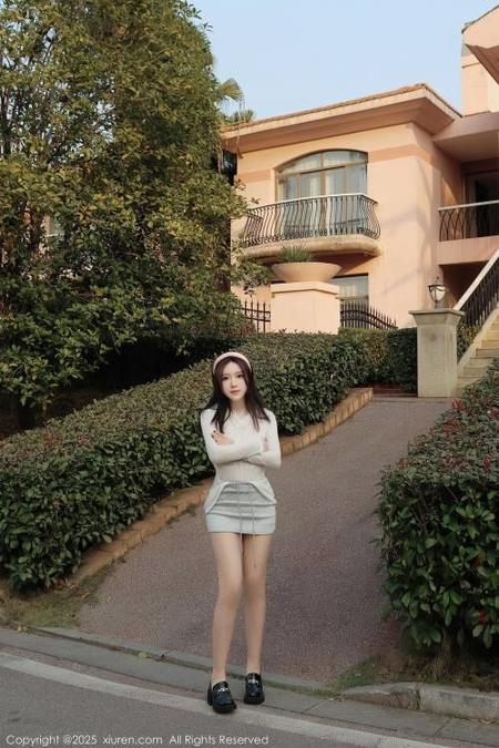 [Xiuren秀人网]2025.02.21 NO.9923 小薯条nienie[50+1P/594MB]-2